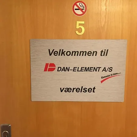 Hus * Roslev